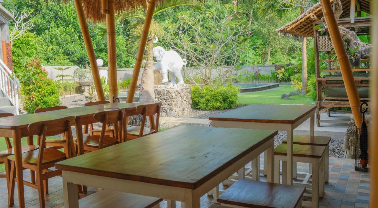 Casa de hóspedes Bambu Lokha Guest House, Gianyar Bali